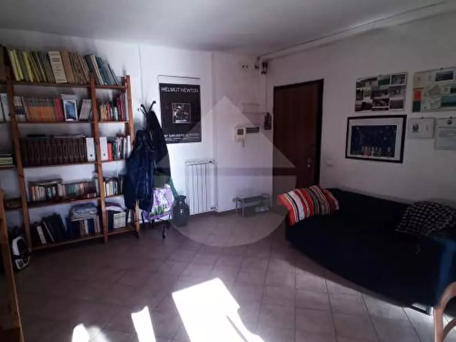 Immagine 1 di Appartamento in vendita  in Via Italo Calvino a Tivoli