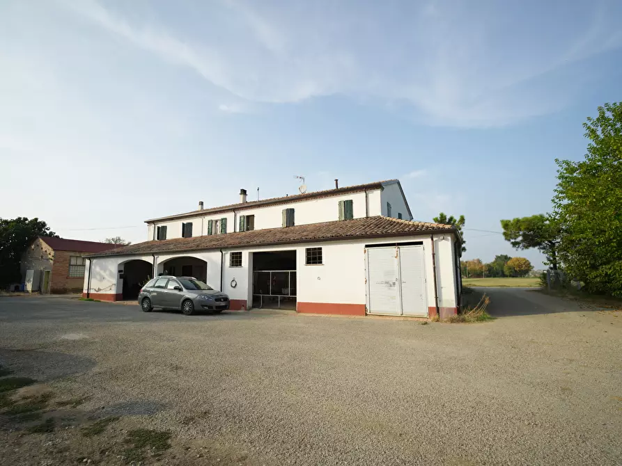 Casa bifamiliare in vendita in Via San Bartolo Comunale 2166 a Santarcangelo Di Romagna