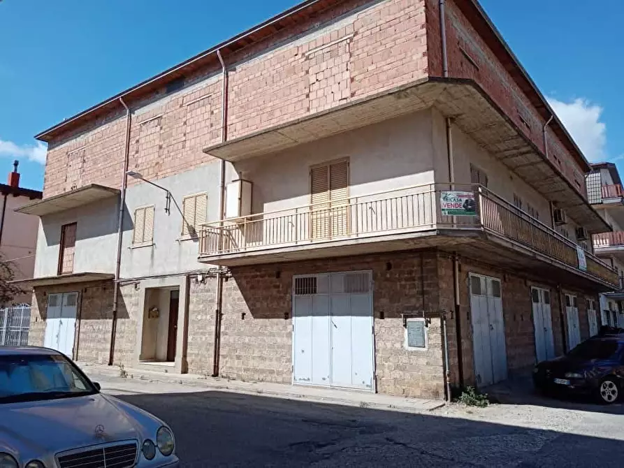 Casa indipendente in vendita in Via Palmiro Togliatti 4 a Spezzano Albanese