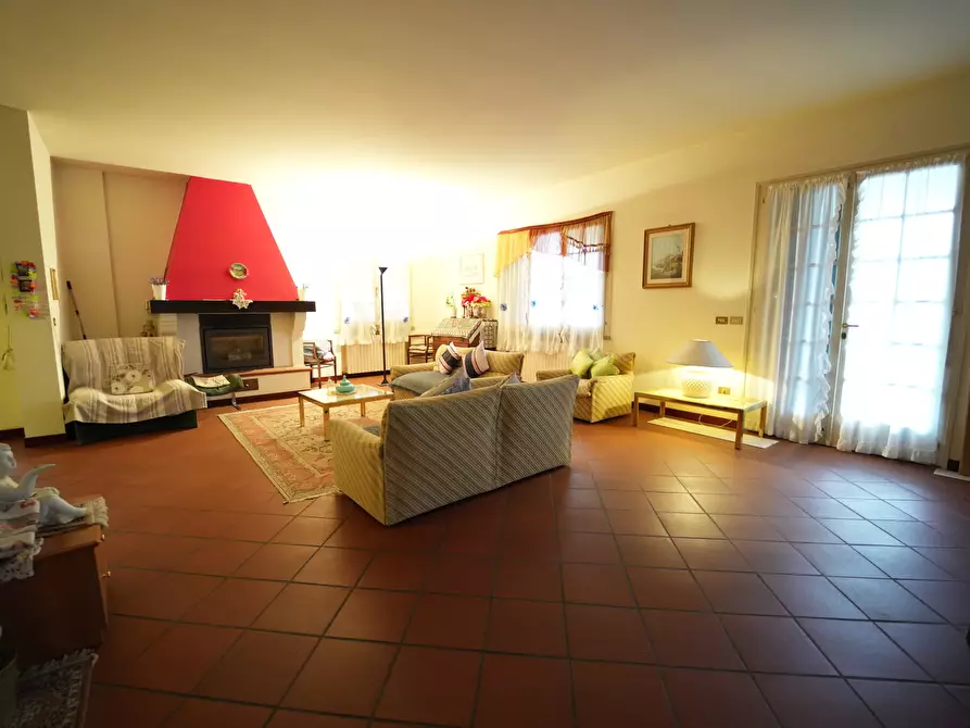 Villa in vendita in Via Paverani a Poggio Torriana