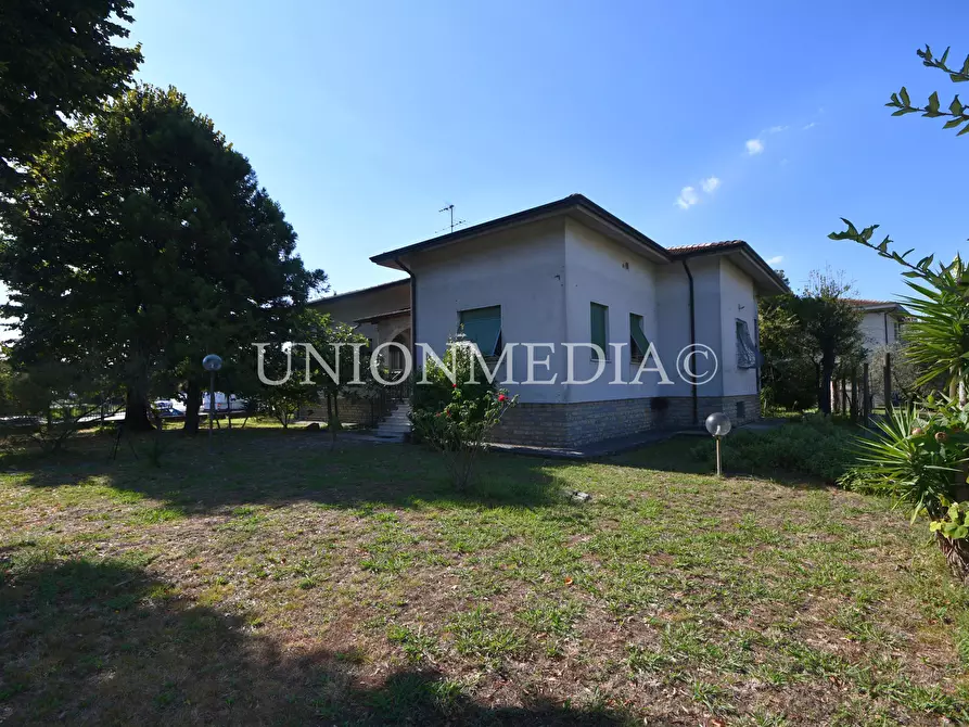 Casa indipendente in vendita in via marina a Sarzana