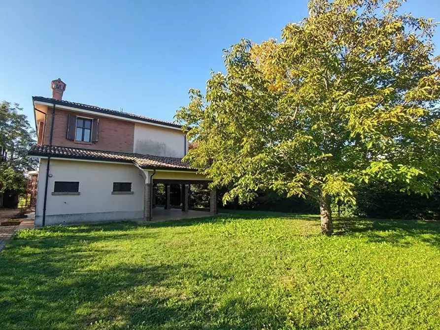 Villa in vendita in via Pieve 2 a Castelfranco Emilia
