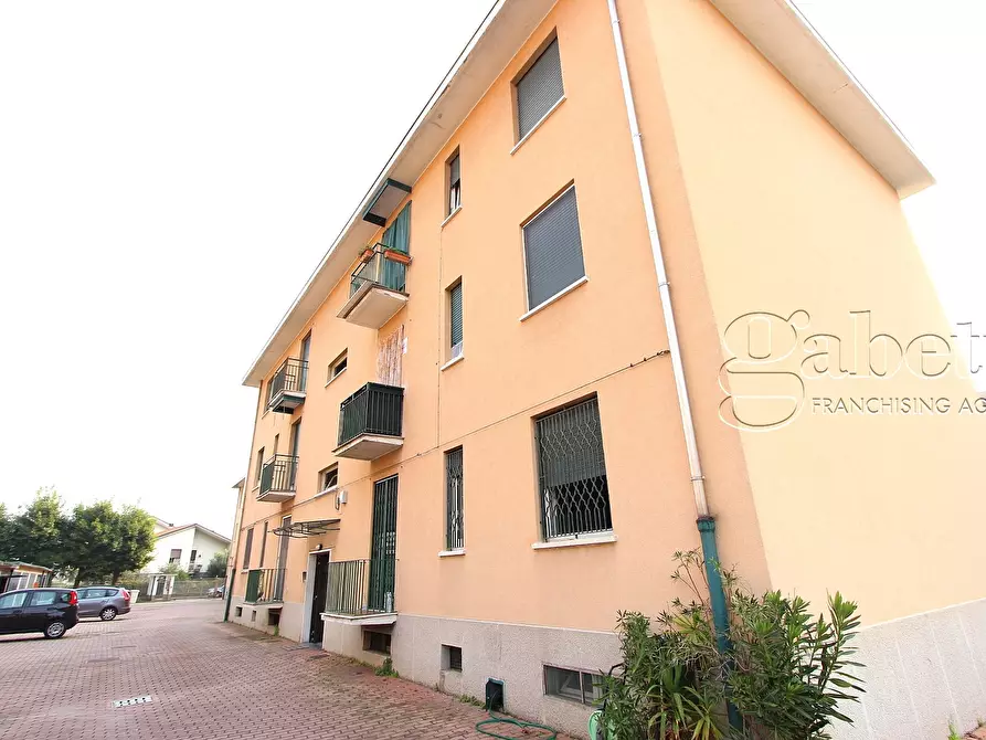 Appartamento in vendita in Poglaino milanese via Marconi a Pogliano Milanese