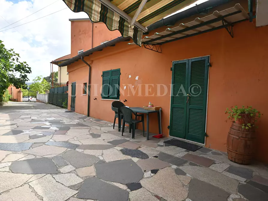 Casa semindipendente in vendita in Via Falcinello 142 a Sarzana