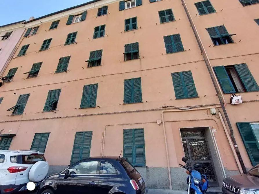 Quadrilocale in vendita in Via Argine Polcevera 13 a Genova