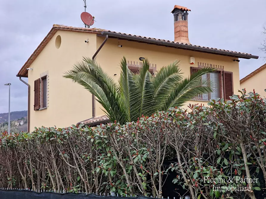 Villa in vendita in Via delle Vigne Vernazzano a Tuoro Sul Trasimeno