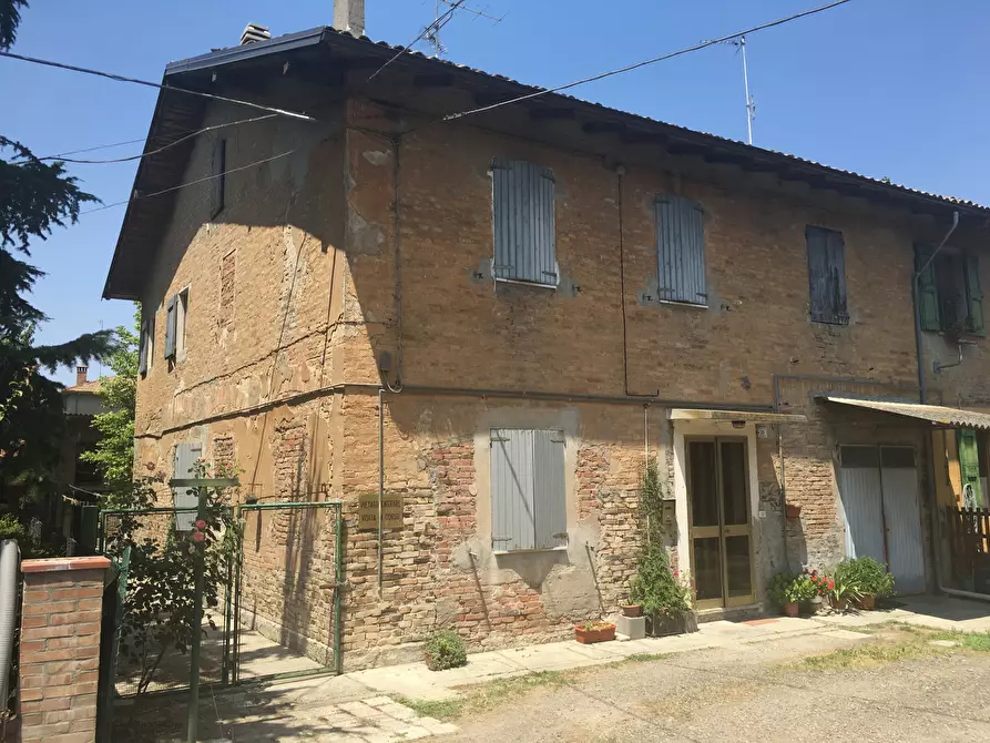Casa bifamiliare in vendita in Via Albaresa 25 a Crevalcore