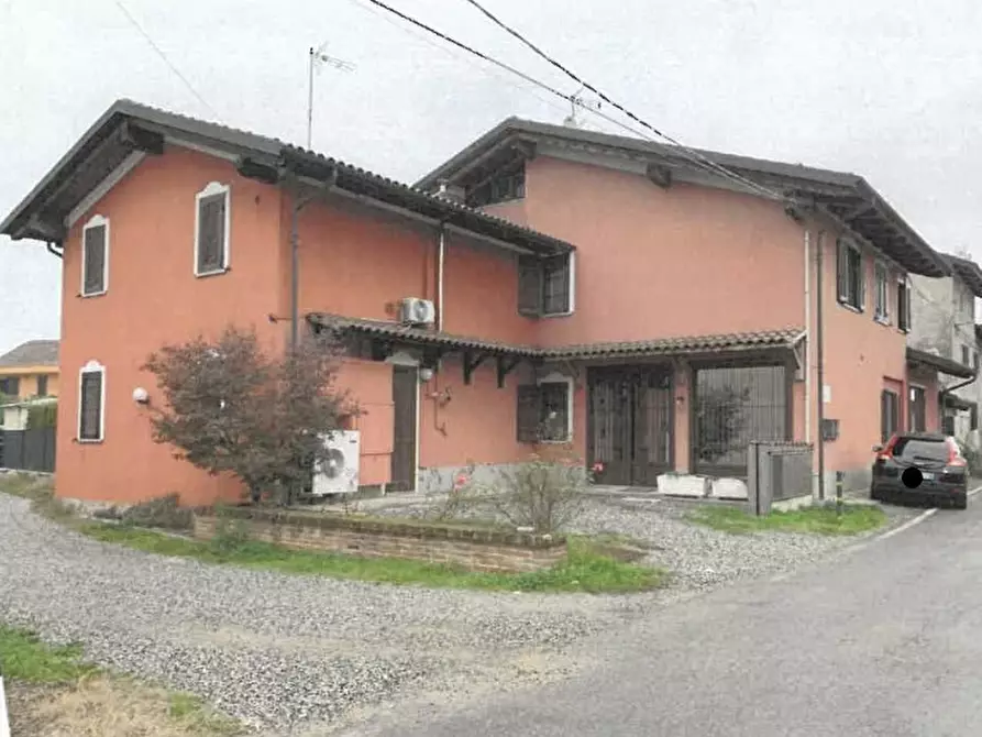 Porzione di casa in vendita in Borgo Terrazze 79 a Villanova D'asti