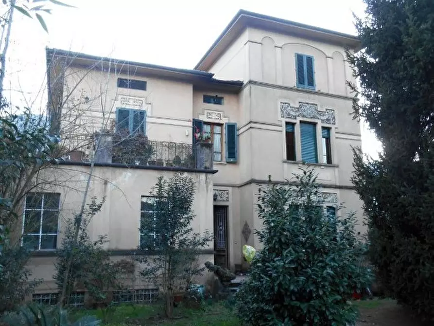 Villa in vendita in Via della Repubblica 51 a Barga
