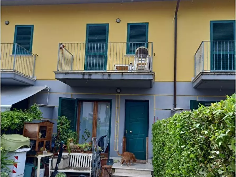 Villetta a schiera in vendita in Via Alvi Picchi 5 a Viareggio