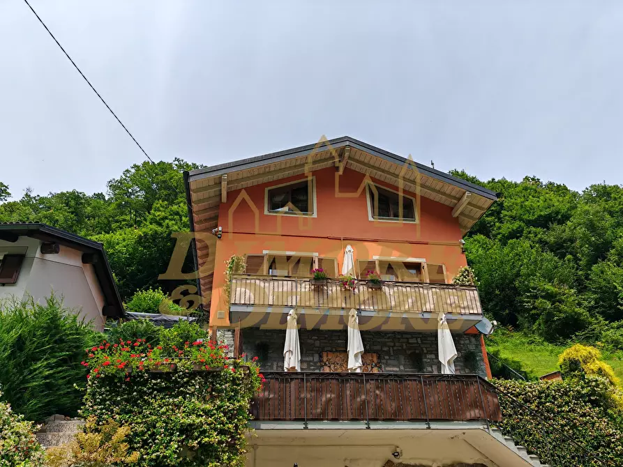Villa in vendita in Via Provinciale Nivetta 10 a Valle Cannobina