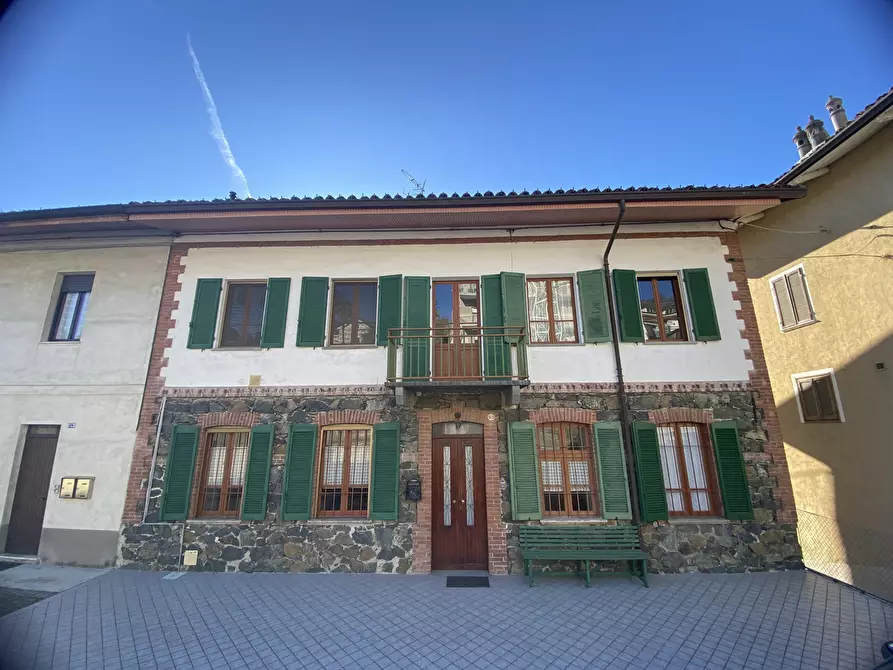 Casa bifamiliare in vendita in Strada Provinciale 25 a Parella