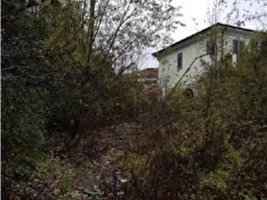 Casa indipendente in vendita in Via Roma snc a Borzonasca
