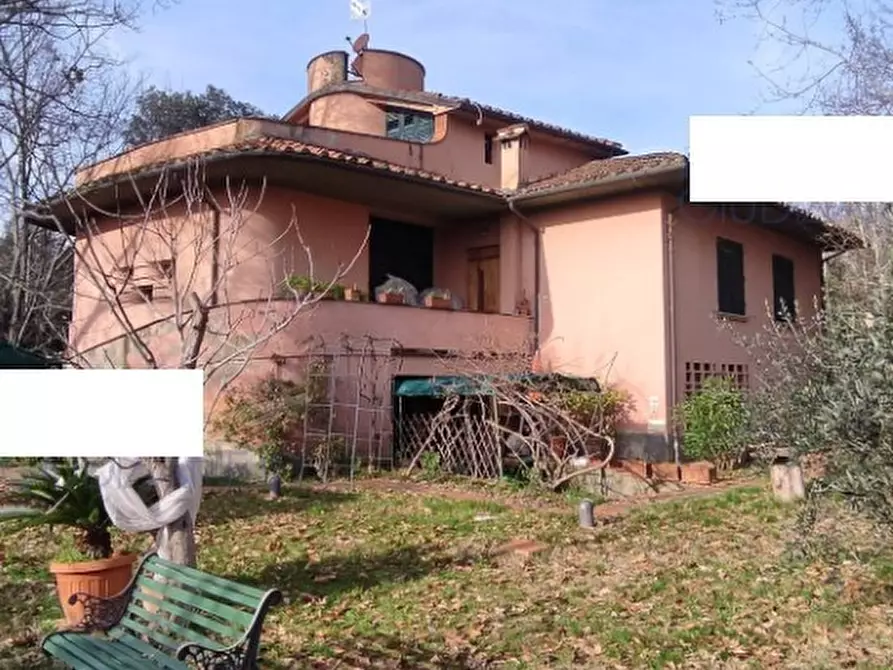Villa in vendita in Via del Maestrale 10 a Pistoia