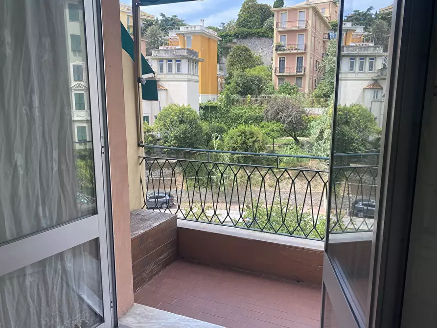 Appartamento in vendita in Via Stefano Castagnola 28 a Genova