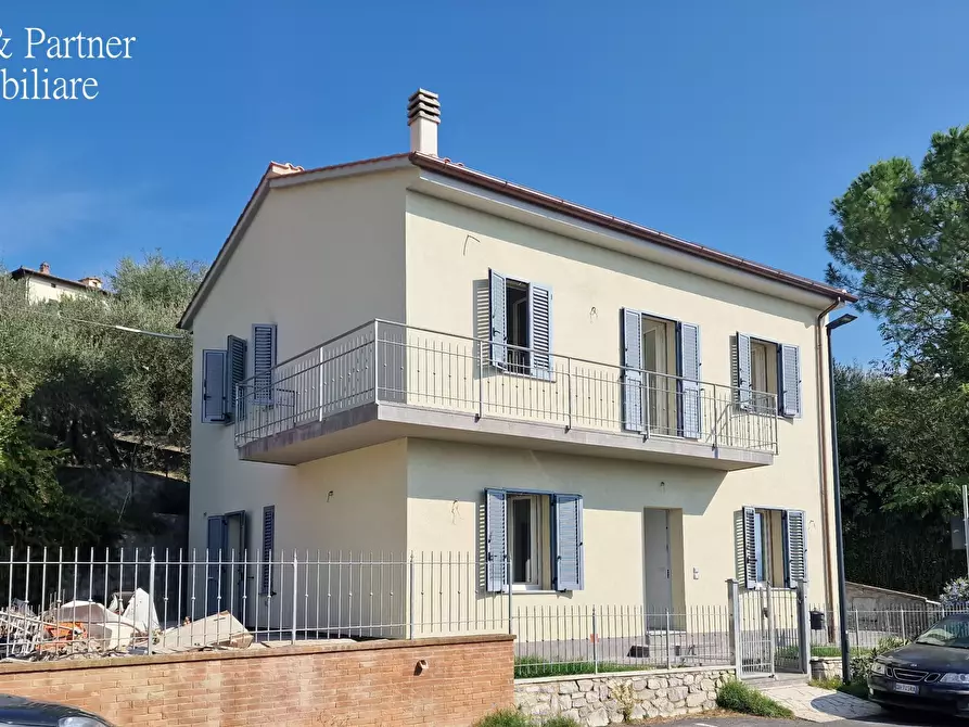 Villa in vendita in Via XXV Aprile a Castiglione Del Lago
