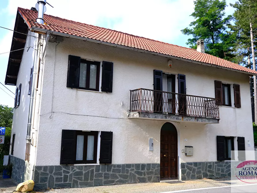 Villa in vendita in Via Campè 1 a Urbe