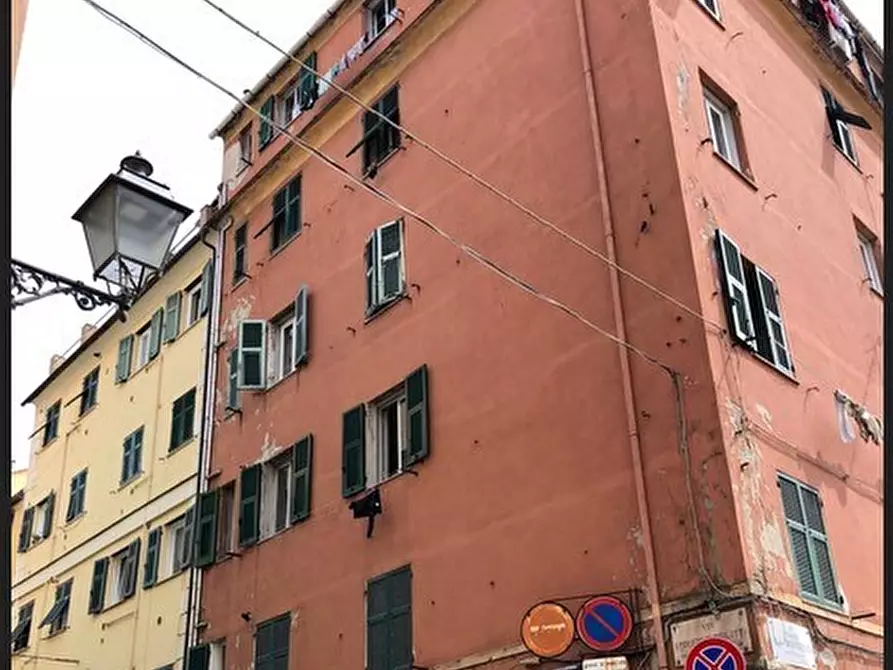 Pentalocale in vendita in Piazza Claudio Monteverdi 4 a Genova