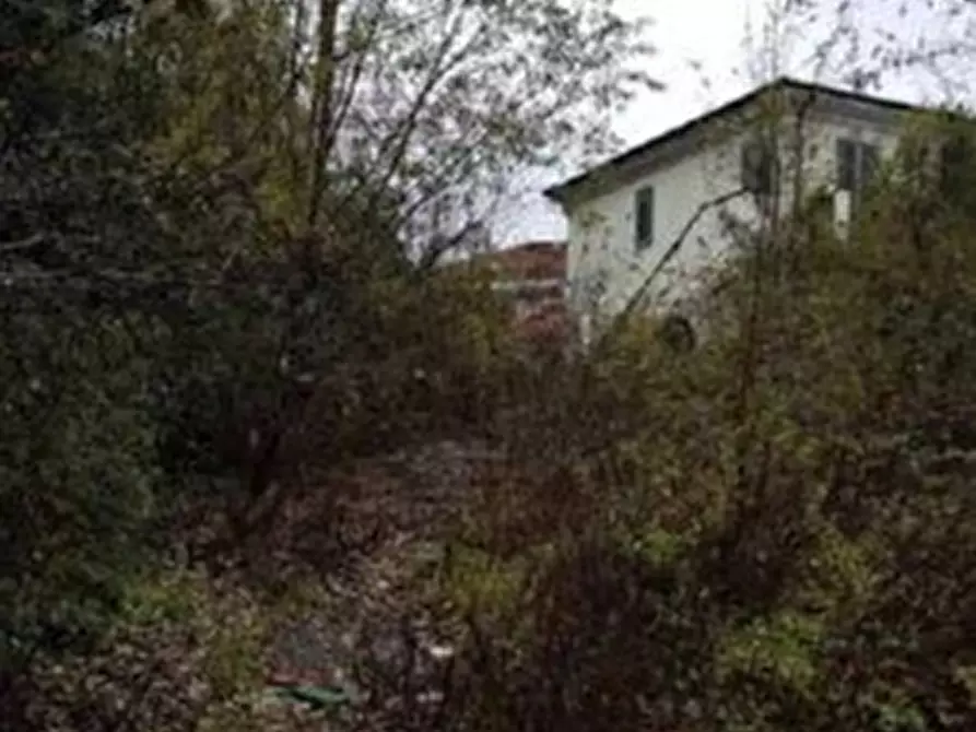 Casa indipendente in vendita in Via Roma 8 a Borzonasca