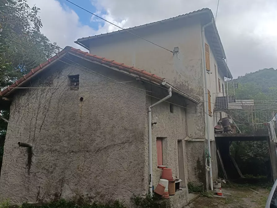 Casa indipendente in vendita in Via Calcinara di Torbi 19 a Ceranesi