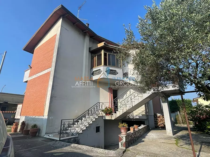 Casa bifamiliare in vendita in Via Bondano a Mare 4 a Massa