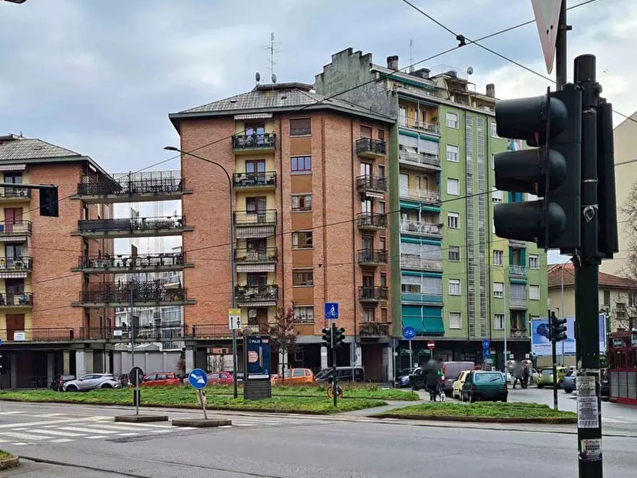 Quadrilocale in vendita in Corso Brianza 15 a Torino