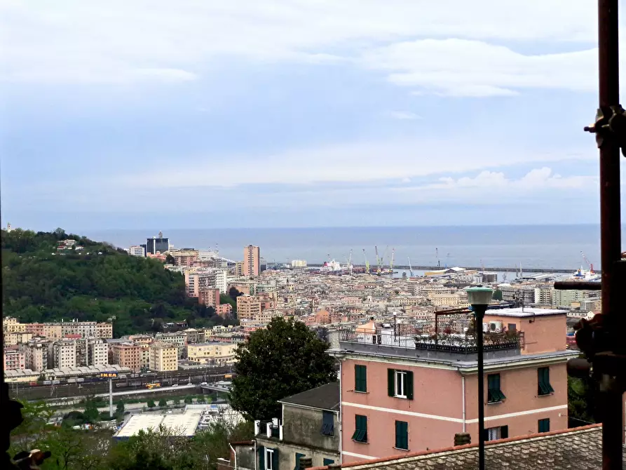 Appartamento in vendita in Via Paradiso 10 a Genova