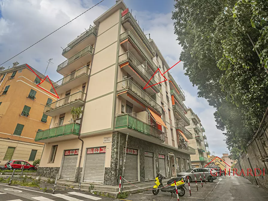 Quadrilocale in vendita in VIA ALLA CHIESA DI PRA 61 a Genova