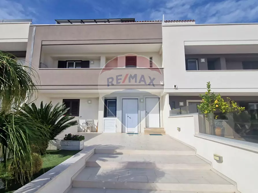 Villa in vendita in Via Vittorio Veneto a Monopoli