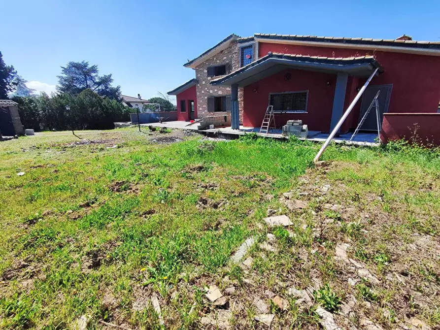 Casa trifamiliare in vendita in via degli ulivi a Fonte Nuova