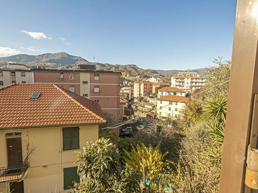 Quadrilocale in vendita in Via Val D'Astico 33U a Genova