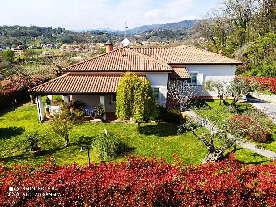 Villa in vendita in Via Sarzanello 164 a Sarzana