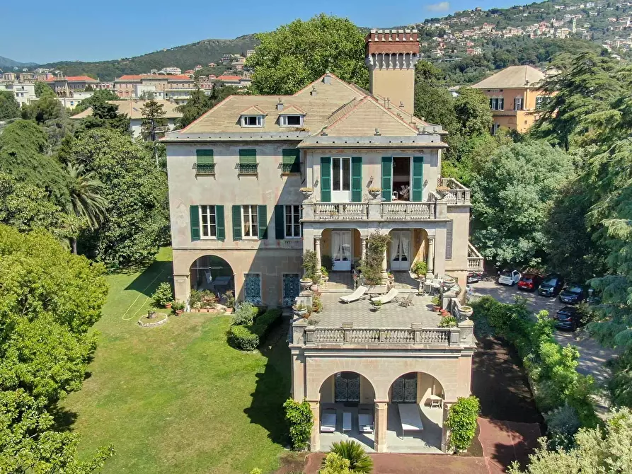 Villa in vendita in Via V Maggio a Genova
