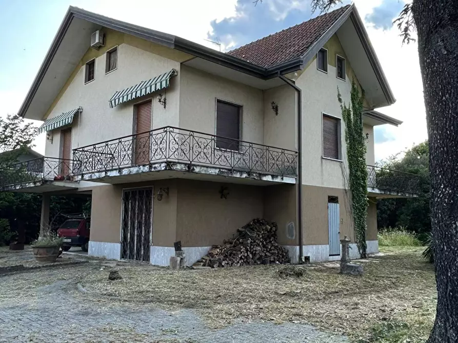 Casa bifamiliare in vendita a Sarzana