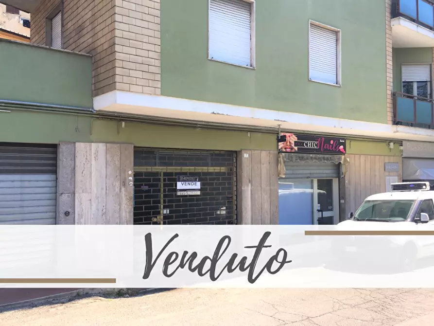 Locale commerciale in vendita in Via della Peschiera a Anagni