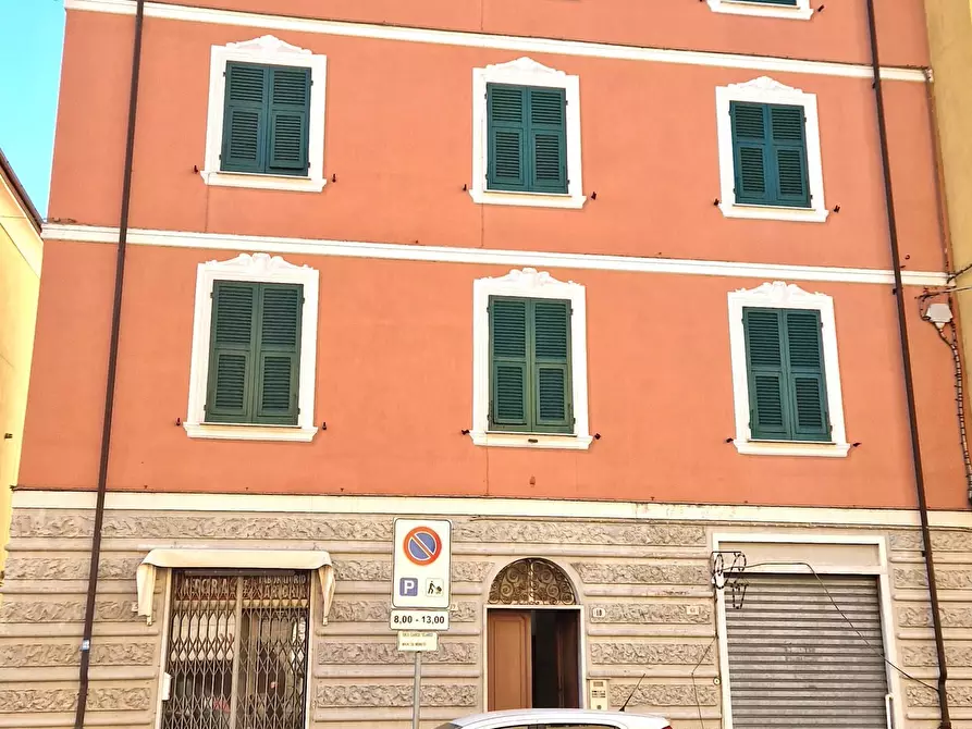 Casa indipendente in vendita in Via Roma a Ronco Scrivia
