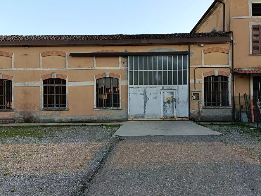 Magazzino in vendita in Via Malvicino a Castel San Giovanni