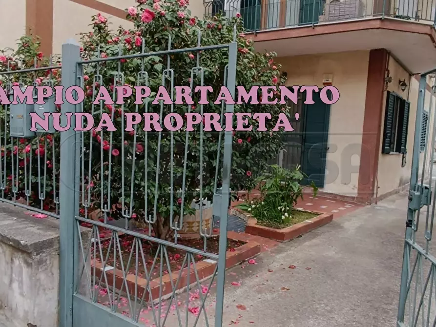 Pentalocale in vendita in Via Luigi Einaudi a Caserta