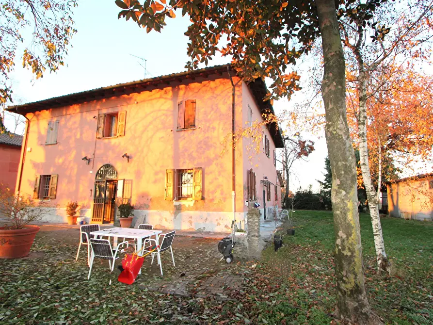 Casa indipendente in vendita in Via Poggi a Valsamoggia