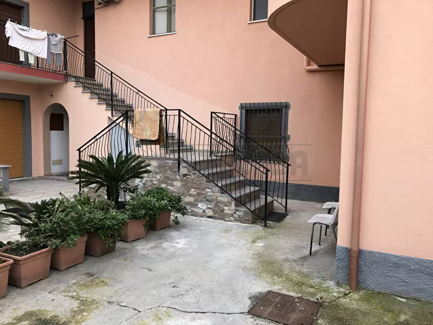 Casa semindipendente in vendita in Viale Isonzo snc a Catanzaro