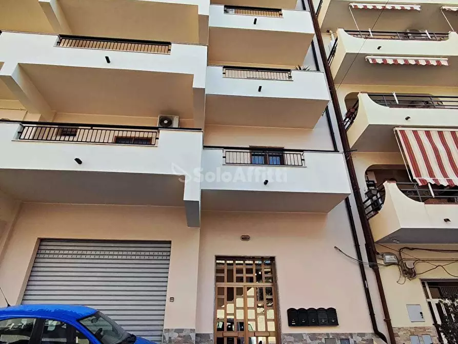 Quadrilocale in affitto in Eremo Condera Diramazione Postorino 59 a Reggio Di Calabria