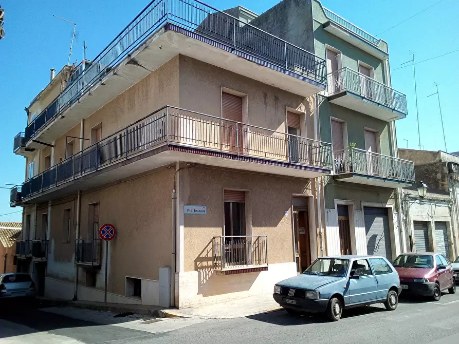 Casa indipendente in vendita in via V.Emanuele a Canicattini Bagni