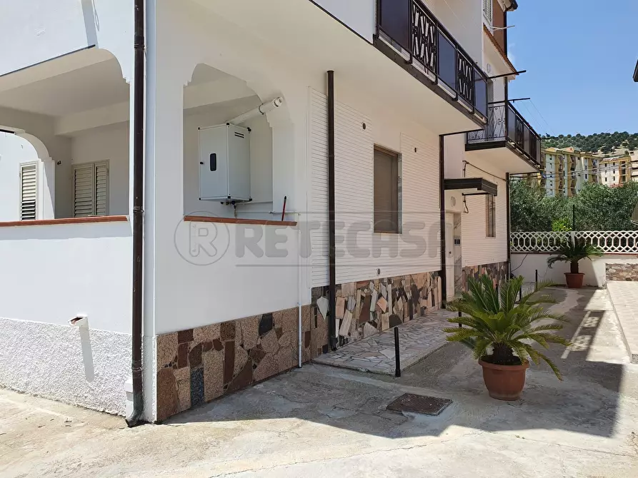 Immagine 1 di Appartamento in vendita  in traversa viale isonzo snc a Catanzaro