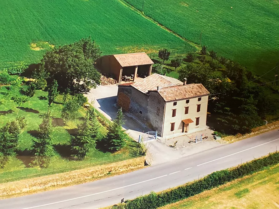 Casa indipendente in vendita in Via Varano 108 a Noceto