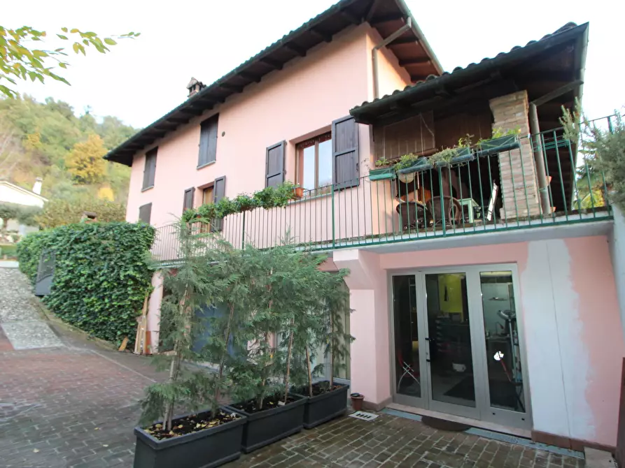 Porzione di casa in vendita in Via Berlinguer a Valsamoggia