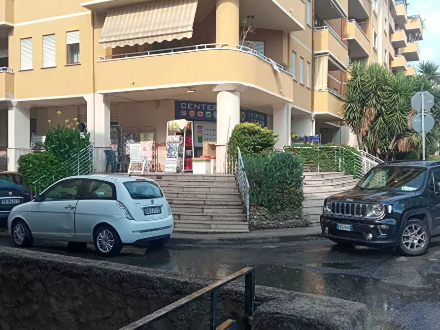Locale commerciale in affitto in Via Sbarre Inferiori a Reggio Di Calabria