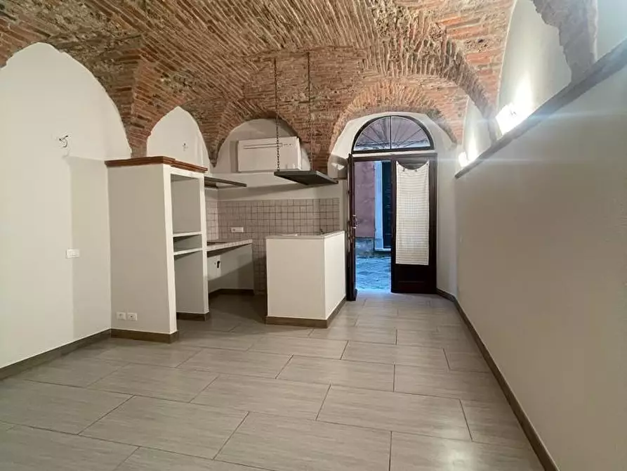Casa semindipendente in vendita in Via Dante Alighieri a Castelnuovo Magra