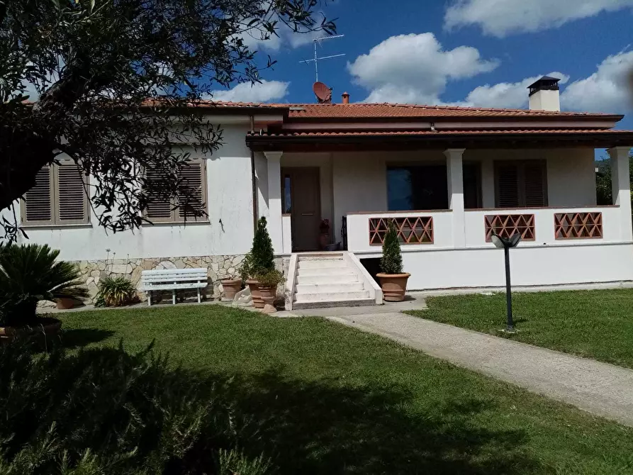 Villa in vendita in Via Borghetto 1 a Fosdinovo