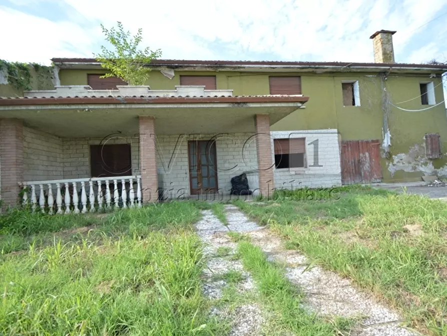 Casa semindipendente in vendita in Via Marconi 23 a Campiglia Dei Berici