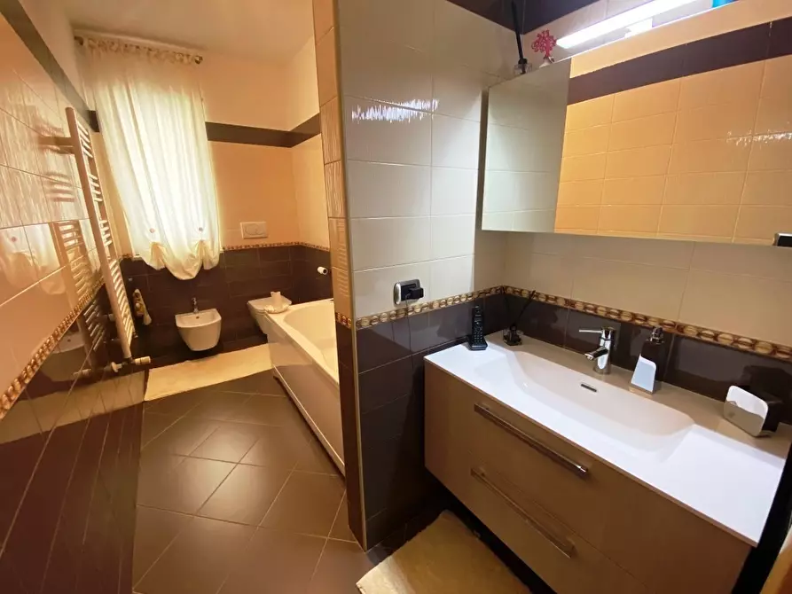 Immagine 7 di Villa in vendita  in Via Conversano 51 a Casamassima